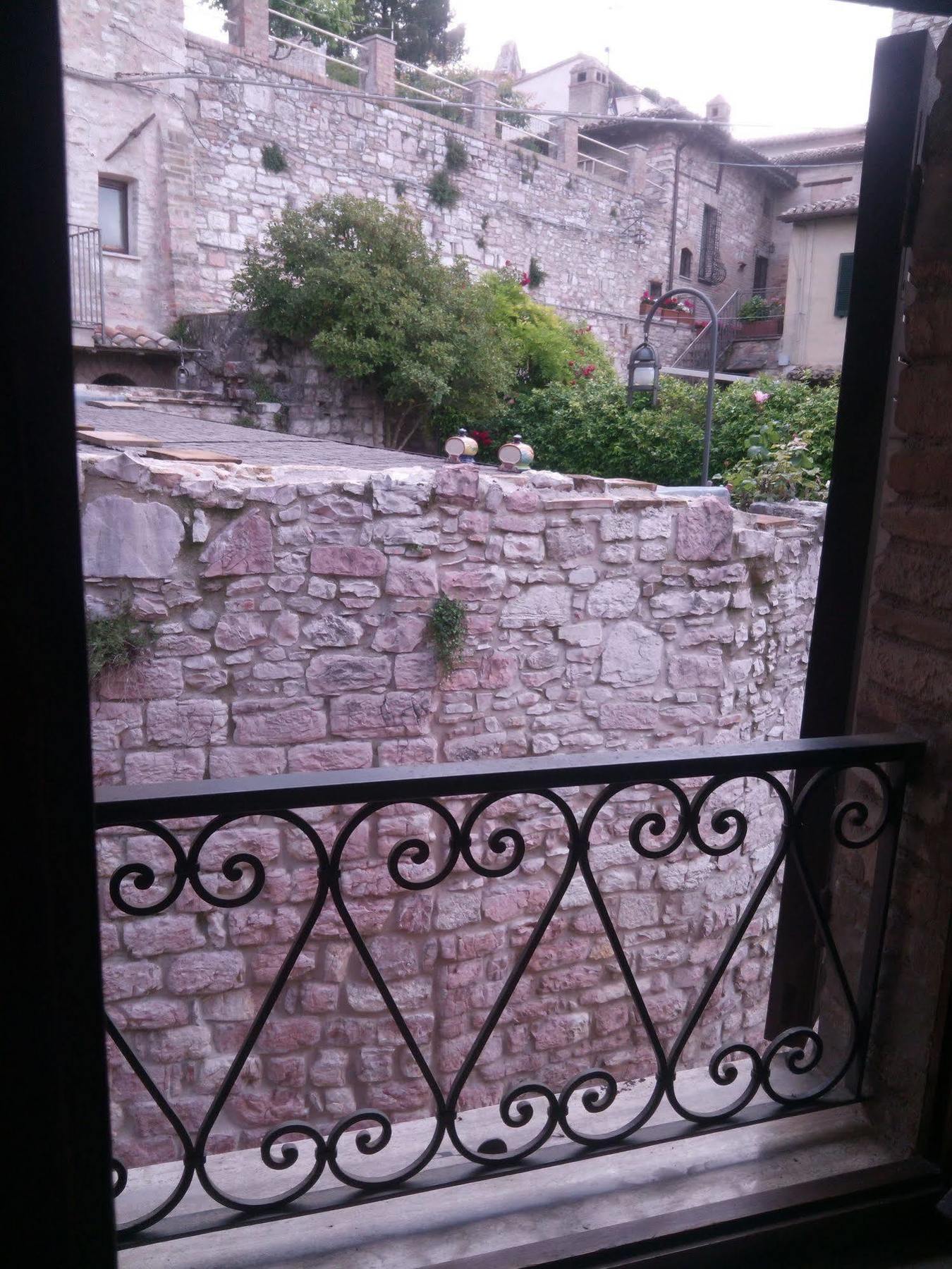 Le Case Di Tiberio Assisi Exterior photo